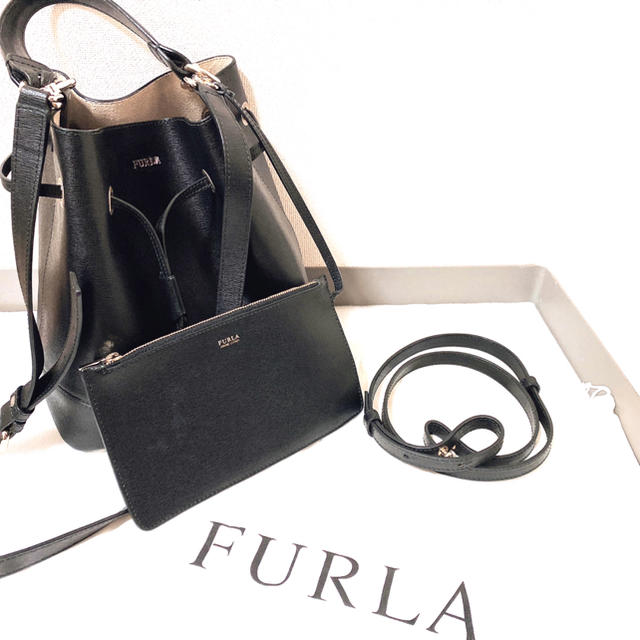 FURLA ショルダーバッグ