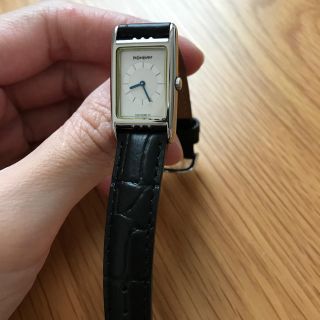 SAINT LAURENT(腕時計 ・ ブルー・ネイビー/青色系)のフリマ SAINT LAURENT(腕時計 ・ ブルー・ネイビー/青色系)のフリマ