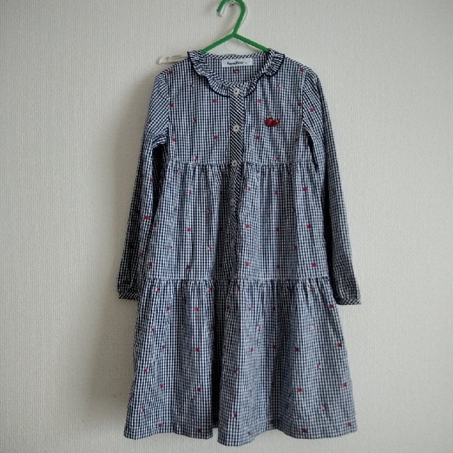 familiar(ファミリア)のfamiliar　120 チェックワンピース キッズ/ベビー/マタニティのキッズ服女の子用(90cm~)(ワンピース)の商品写真