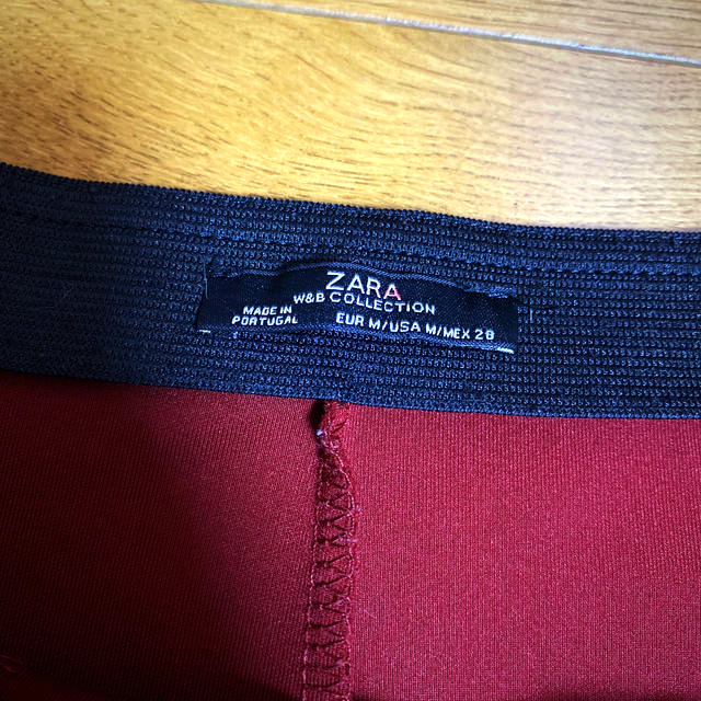 ZARA(ザラ)の[衣類]ZARA ミニ丈フレアスカート バーガンディ レディースのスカート(ミニスカート)の商品写真