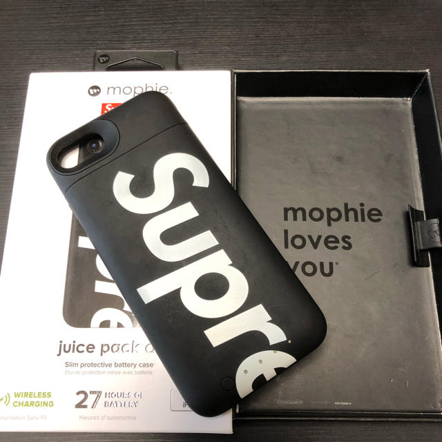 supreme iPhoneケース+モバイルバッテリー supreme iPhoneケース+モバイルバッテリー