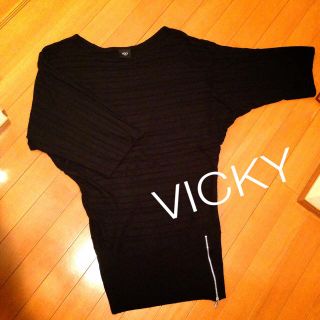 ビッキー(VICKY)のVICKY*1度着ただけ(ひざ丈ワンピース)