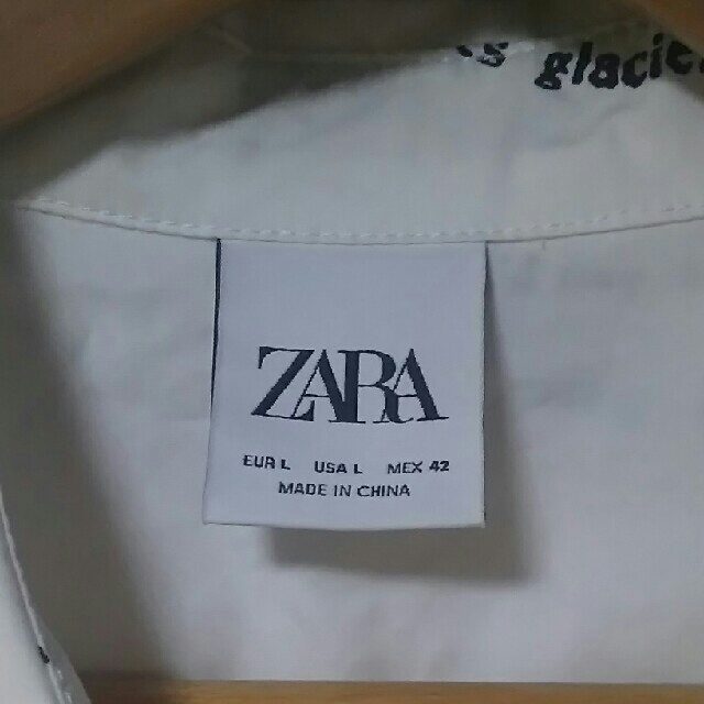 ZARA(ザラ)のZARA テキストプリントシャツ メンズのトップス(シャツ)の商品写真