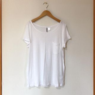 エイチアンドエム(H&M)のH&M 白Tシャツ　カットソー(Tシャツ(半袖/袖なし))