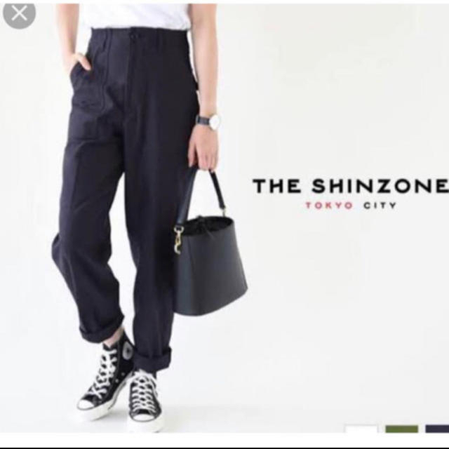 Shinzone(シンゾーン)のシンゾーン ベイカーパンツ 34 ネイビー レディースのパンツ(ワークパンツ/カーゴパンツ)の商品写真