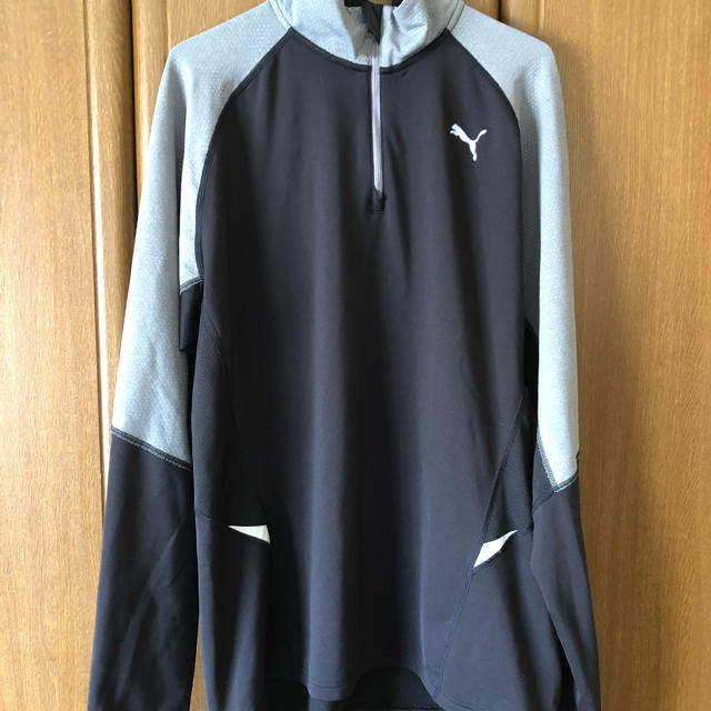 PUMA(プーマ)のPUMA   ジャージ上　XL  黒グレー スポーツ/アウトドアのスポーツ/アウトドア その他(その他)の商品写真