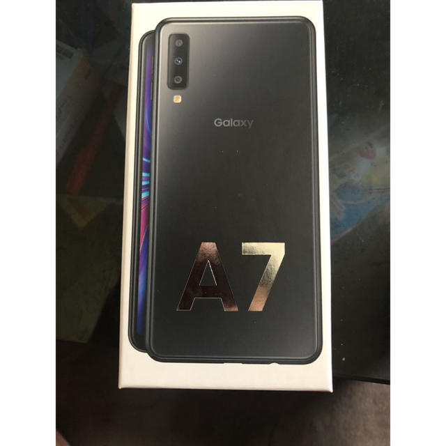 Galaxy(ギャラクシー)のGalaxy A7 64G（黒） スマホ/家電/カメラのスマートフォン/携帯電話(スマートフォン本体)の商品写真