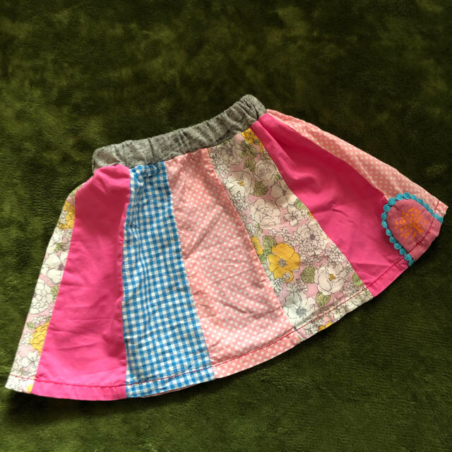 RAG MART(ラグマート)のラグマート  花柄　スカート　90 キッズ/ベビー/マタニティのキッズ服女の子用(90cm~)(スカート)の商品写真