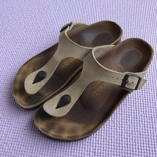 ビルケンシュトック(BIRKENSTOCK)のビルケンシュトック　ギゼ　38  24.5(サンダル)