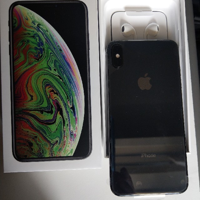 iPhone(アイフォーン)の【新品SIMフリー】iPhone Xs Max Space Gray 64GB スマホ/家電/カメラのスマートフォン/携帯電話(スマートフォン本体)の商品写真