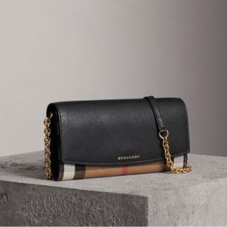 バーバリー(BURBERRY)の【★〜9/6値下げ Burberry】チェーンウォレット(ショルダーバッグ)