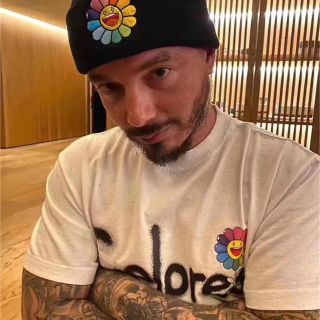 オフホワイト(OFF-WHITE)の村上隆 x J Balvin RAINBOW FLOWER BEANIE 正規品(ニット帽/ビーニー)