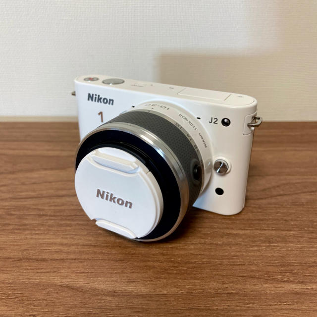 美品/使用回数2回】NIKON ニコン J2 ミラーレス デジタル一眼 カメラ ミラーレス一眼