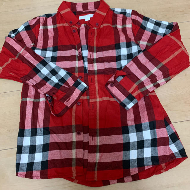 BURBERRY(バーバリー)のバーバリーシャツ キッズ/ベビー/マタニティのキッズ服男の子用(90cm~)(ブラウス)の商品写真