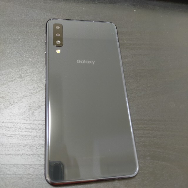 Galaxy A7 ブラック 64 GB SIMフリー