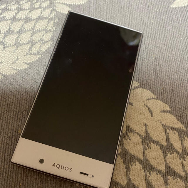 AQUOS(アクオス)の★ソフトバンク★スマートフォン★AQUOS CRYSTAL 305SH★ピンク★ スマホ/家電/カメラのスマートフォン/携帯電話(スマートフォン本体)の商品写真