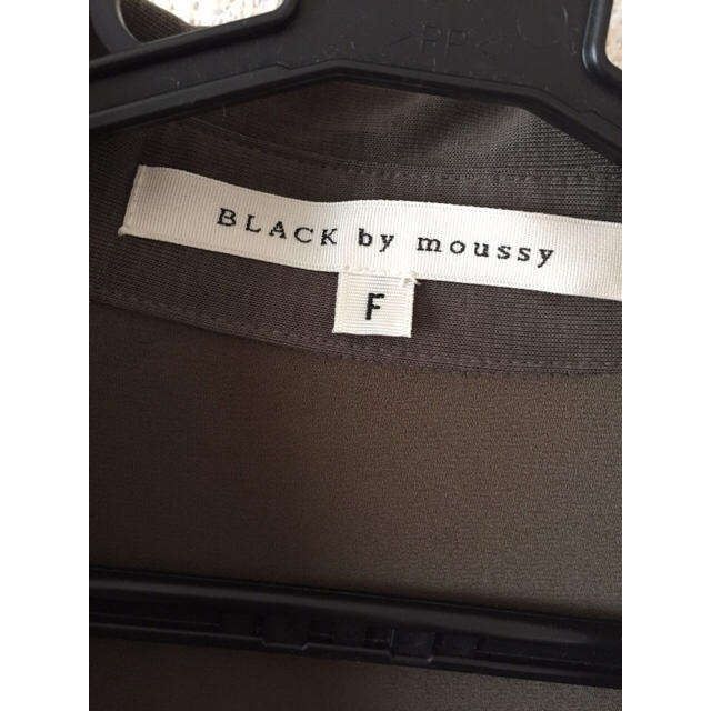 BLACK by moussy(ブラックバイマウジー)のBlack by moussy ブラウス レディースのトップス(シャツ/ブラウス(半袖/袖なし))の商品写真