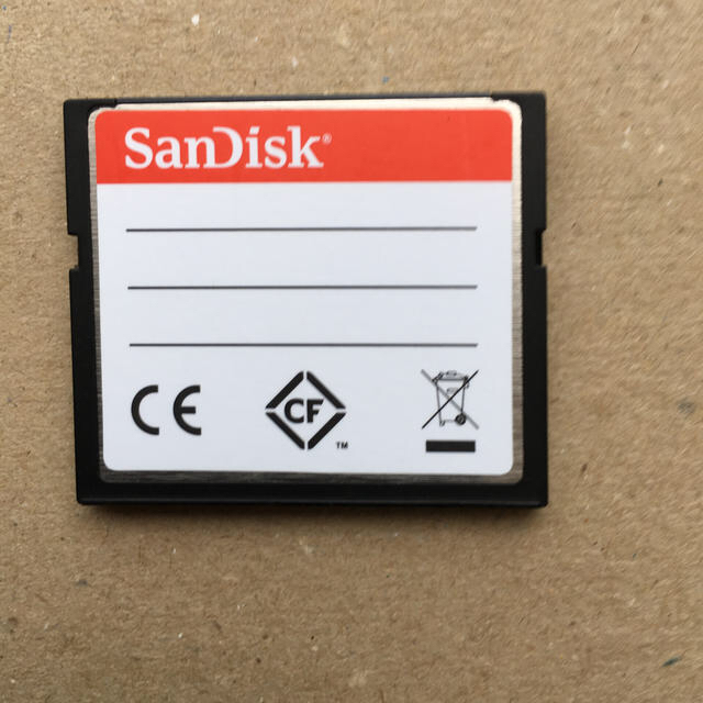 SanDisk(サンディスク)のCompact. Flash スマホ/家電/カメラのカメラ(その他)の商品写真