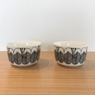 マリメッコ(marimekko)の【国内未発売】マリメッコ ケスティト モノトーンカラー 2.5dlボウル2個(食器)