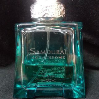 サムライ(SAMOURAI)のサムライ　アクアクローム　オードトワレ　50ml　送料込み(ユニセックス)