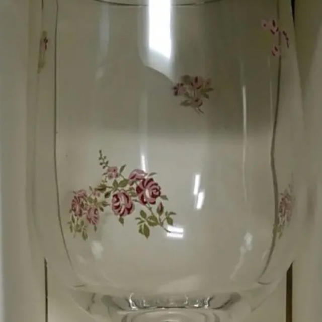 LAURA ASHLEY(ローラアシュレイ)のワイングラス　ペア　ローラアシュレイ インテリア/住まい/日用品のキッチン/食器(グラス/カップ)の商品写真