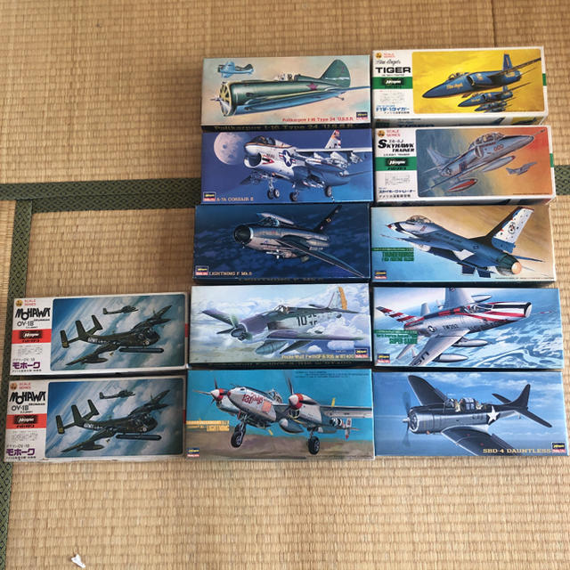 Hasegawa 飛行機　プラモデル　まとめ売　12セット エンタメ/ホビーのおもちゃ/ぬいぐるみ(模型/プラモデル)の商品写真