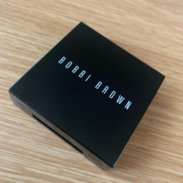 BOBBI BROWN(ボビイブラウン)のボビイブラウン　フェイスカラー　BOBBI BROWN コスメ/美容のベースメイク/化粧品(フェイスカラー)の商品写真