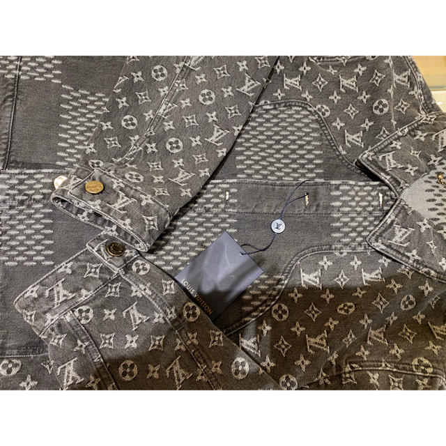 LOUIS VUITTON(ルイヴィトン)のルイヴィトンnigo デニムジャケット　44 メンズのジャケット/アウター(Gジャン/デニムジャケット)の商品写真