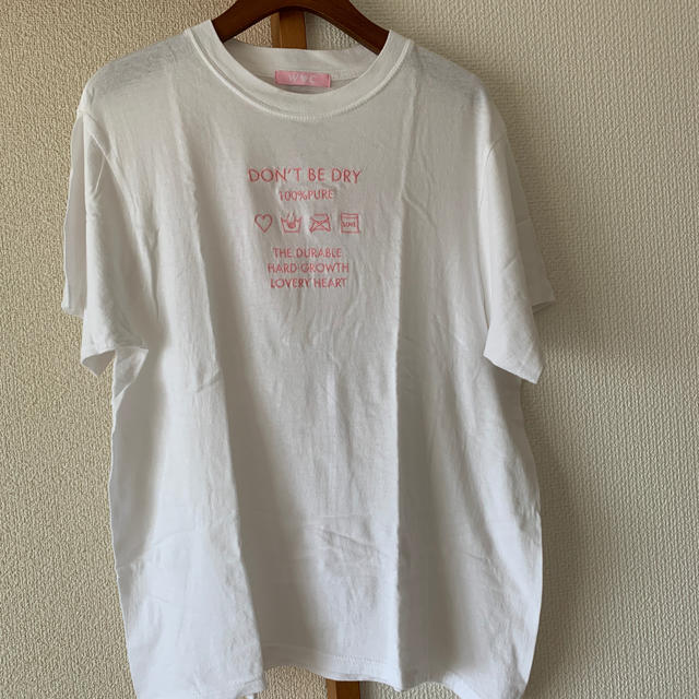 WEGO(ウィゴー)のWC  Tシャツ キッズ/ベビー/マタニティのキッズ服女の子用(90cm~)(Tシャツ/カットソー)の商品写真