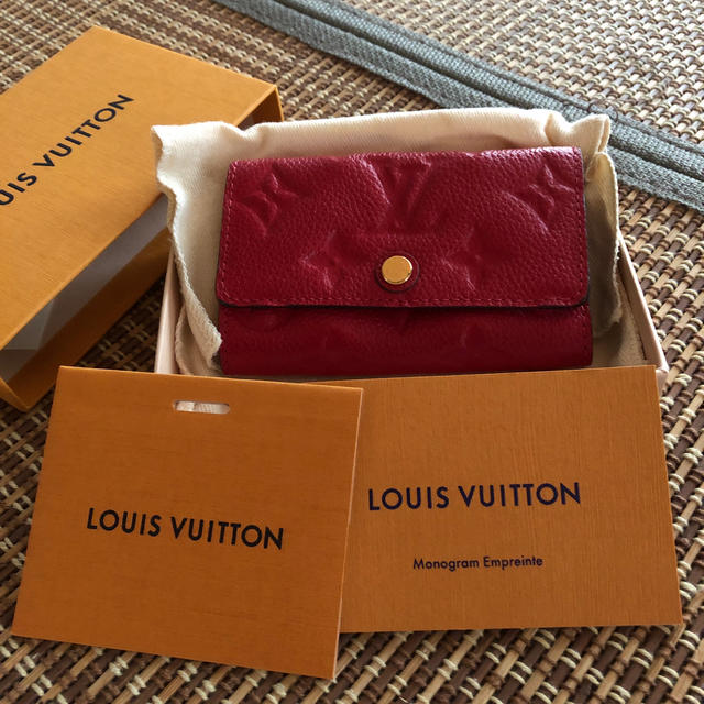 LOUIS VUITTON(ルイヴィトン)のルイヴィトン　アンプラントキーケース レディースのファッション小物(キーケース)の商品写真