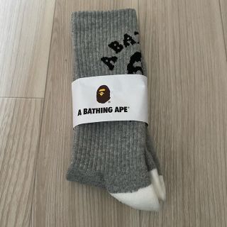 アベイシングエイプ(A BATHING APE)のA BATHING APE アベイシングエイプソックス グレー　灰色　一足分(ソックス)