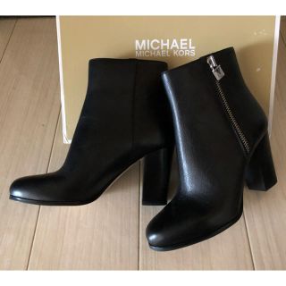 マイケルコース(Michael Kors)のぴー様♪♪ ＊MICHAEL KORS／レザーブーツ＊(24.0)(ブーツ)