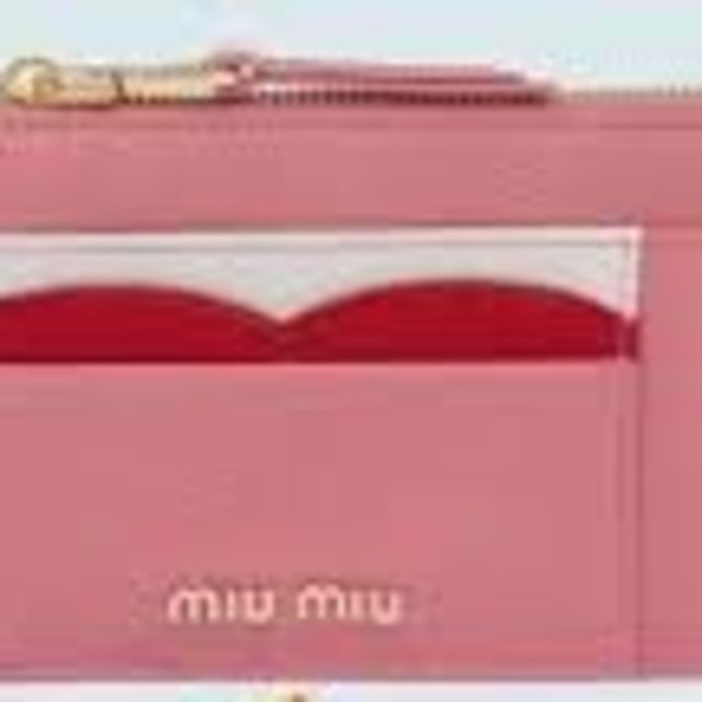 miumiu マドラスカラーレザーマルチケース - 名刺入れ/定期入れ