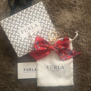 最終値下げ【新品未使用】フルラ　FURLA  リボンチャーム　リングキーホルダー