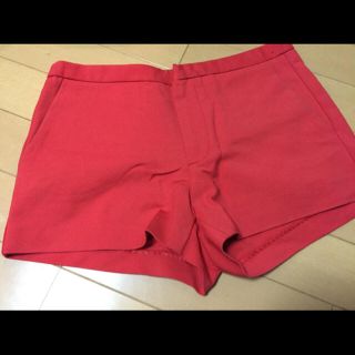 ザラ(ZARA)のザラ★赤ショートパンツ(ショートパンツ)