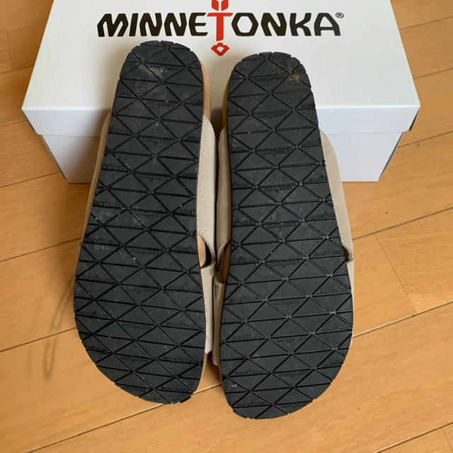 Minnetonka(ミネトンカ)のMINNETONKA ミネトンカ タッセルフラットサンダル MILA レディースの靴/シューズ(サンダル)の商品写真