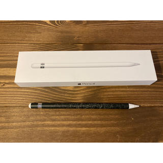 アイパッド(iPad)のApple Pencil 第一世代 スキンシール付き(PC周辺機器)