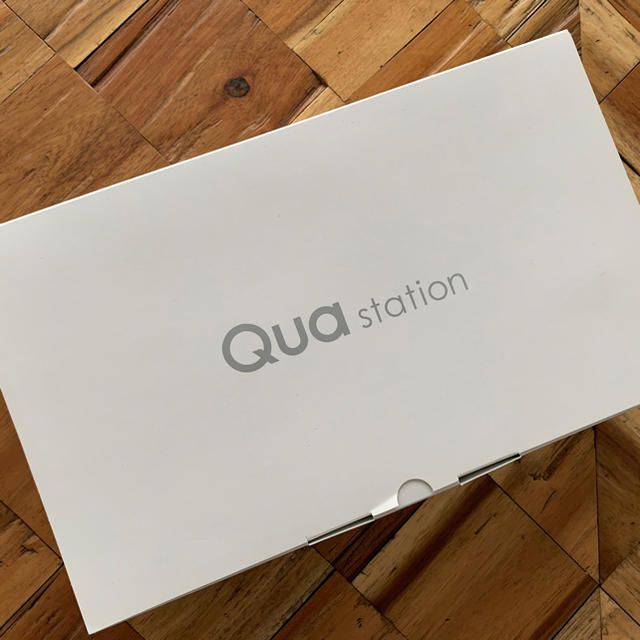 au(エーユー)の[BAQUE5TH様専用]Qua station 新品未使用 スマホ/家電/カメラのスマートフォン/携帯電話(その他)の商品写真