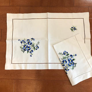 ベトナム手刺繍　枕カバー2枚セット(シーツ/カバー)