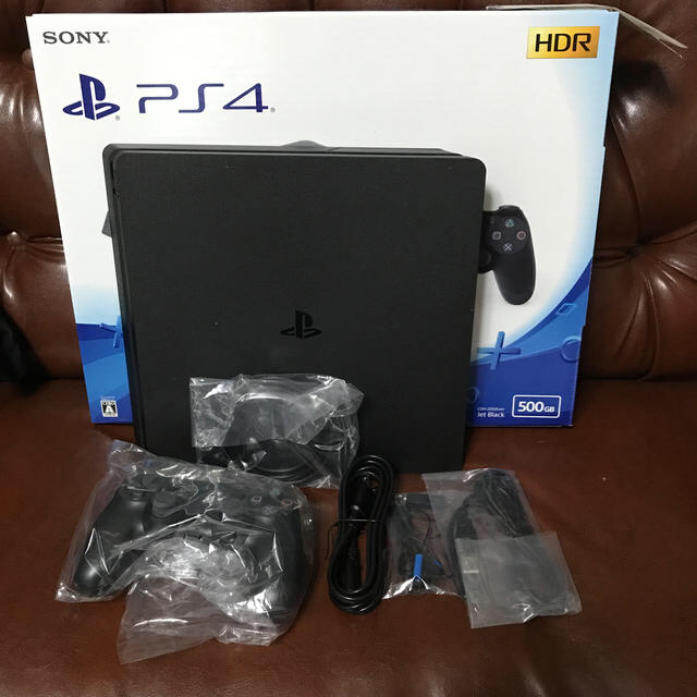 PS4黒500GBの49980円を35000円まで値下げします