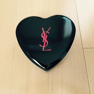 イヴサンローランボーテ(Yves Saint Laurent Beaute)のイヴサンローラン 缶ケース(その他)