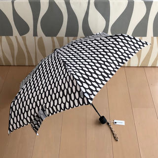 マリメッコ(marimekko)の新品 marimekko マリメッコ 折り畳み傘 PIKKU SUOMU スオム(傘)