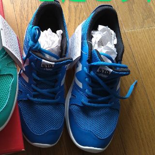 ニューバランス(New Balance)の専用 新品　 ニューバランス　スニーカー　24cm　キッズ　ジュニア(スニーカー)