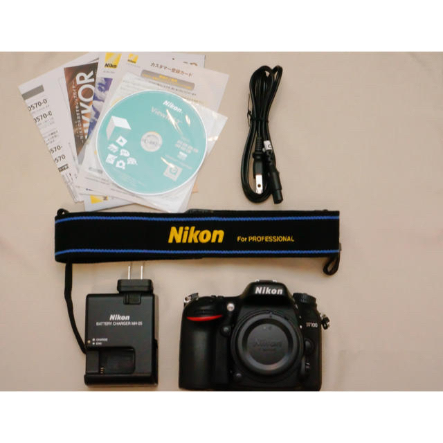 【美品】シャッター数4180回　Nikon D7100 ボディ&標準ズームレンズ