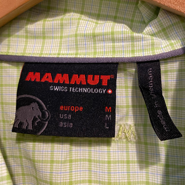 Mammut(マムート)のシオ様専用　マムート 半袖 レディース シャツ L スポーツ/アウトドアのアウトドア(登山用品)の商品写真