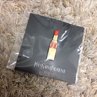 Yves Saint Laurent Beaute(ブローチ/コサージュ)のフリマ Yves Saint Laurent Beaute(ブローチ/コサージュ)のフリマ