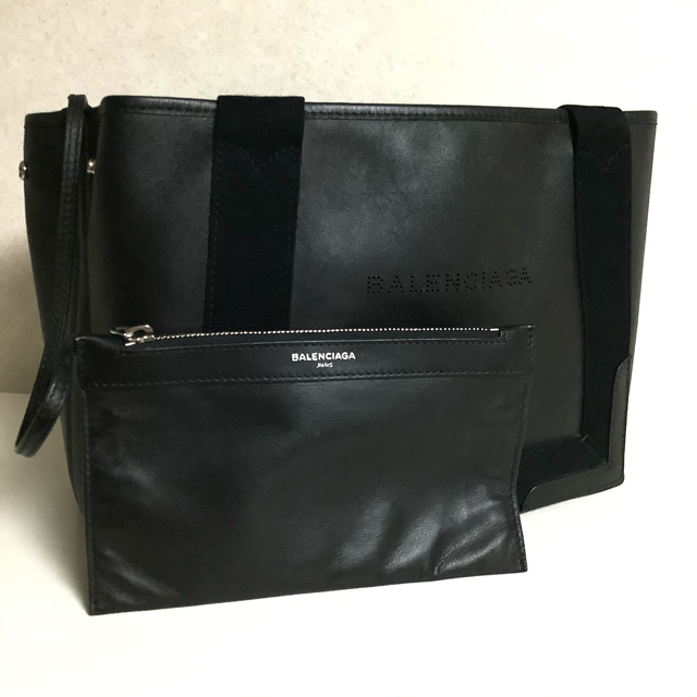 Balenciaga(バレンシアガ)のBALENCIAGA バレンシアガ ネイビーカバ　レザー　パンチング　黒　美品 レディースのバッグ(トートバッグ)の商品写真