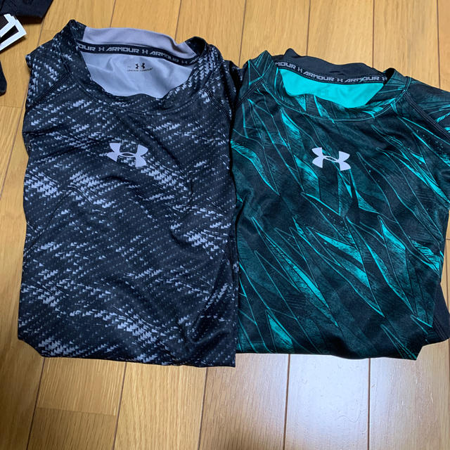 UNDER ARMOUR(アンダーアーマー)のアンダーアーマー  アンダーシャツ　セット スポーツ/アウトドアの野球(ウェア)の商品写真