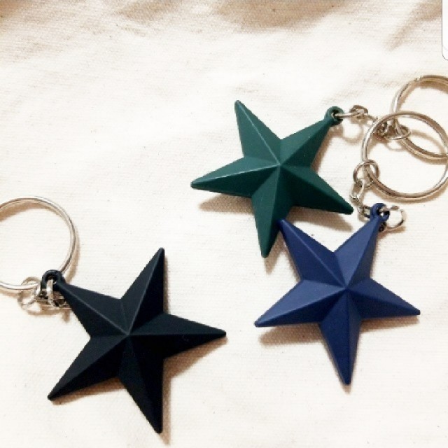 TODAYFUL(トゥデイフル)のスター キーホルダーInstagram 人気 ☆⋆*.。 レディースのファッション小物(キーホルダー)の商品写真