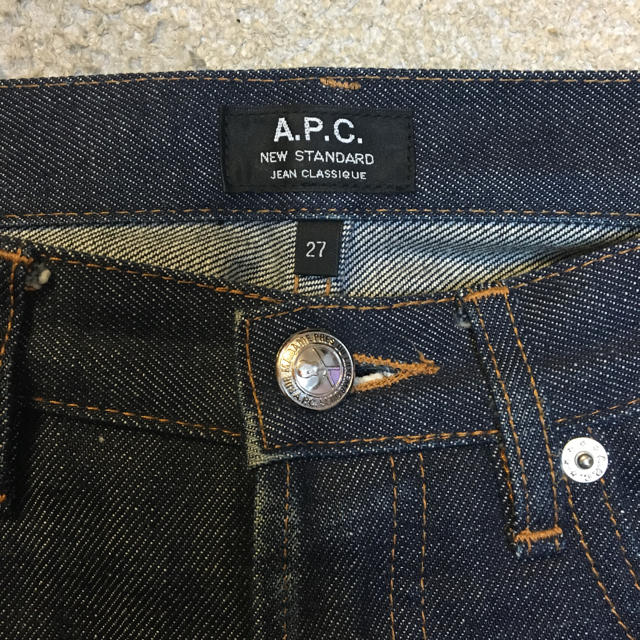 A.P.C(アーペーセー)のA.P.C. デニムパンツ レディースのパンツ(デニム/ジーンズ)の商品写真